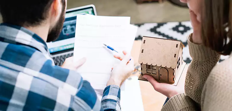 Get Professional Assistance with Assignment of Lease from Seller to Buyer in Dunellen, NJ